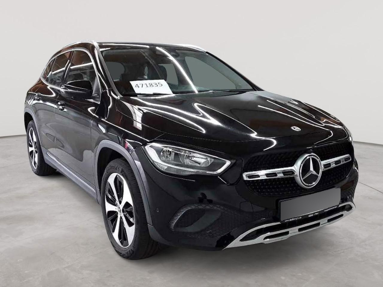 Mercedes-Benz GLA 250 progressive - Petrol - Automatic - 224 hp - 37.699 km