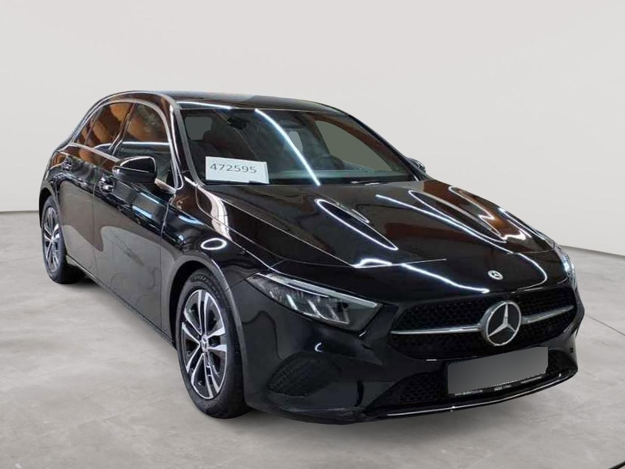 Mercedes-Benz A 180 Progressive - Petrol - Automatic - 136 hp - 6.050 km