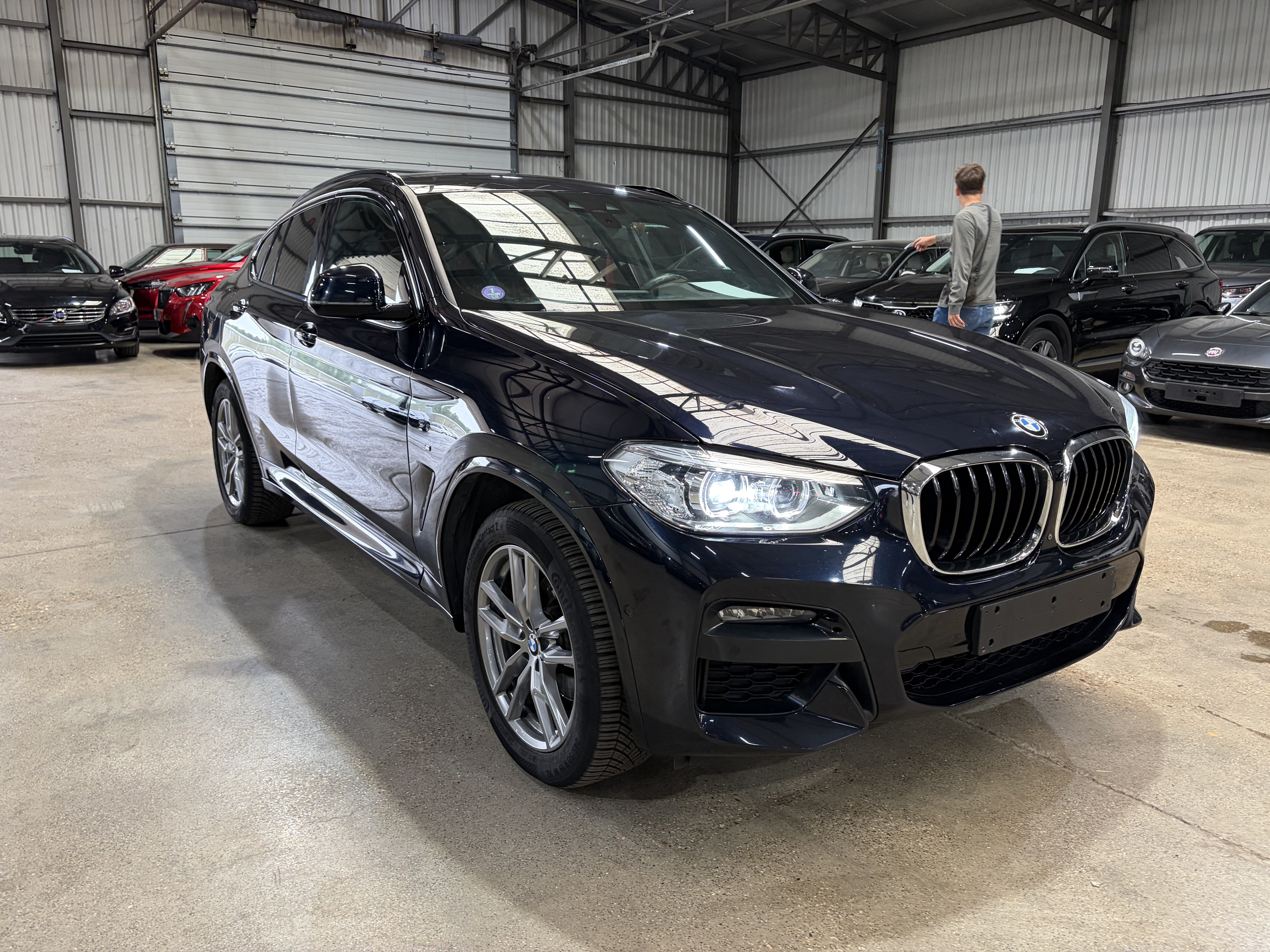 BMW X4 20i M Sport - Petrol - Automatic - 184 hp - 168.408 km