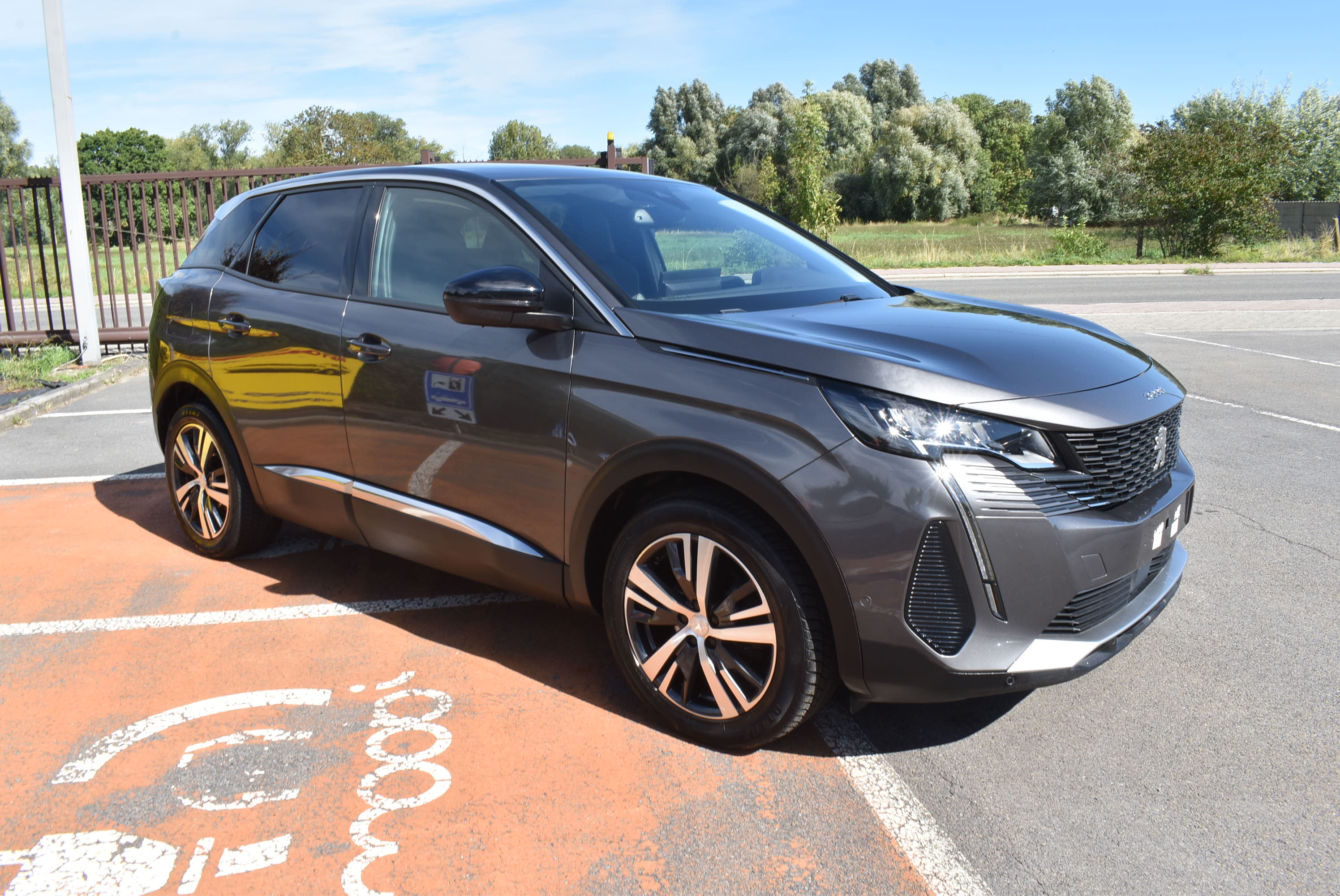Peugeot 3008 1.5 HDI Allure Pack - Diesel - Manual - 130 hp - 116.063 km