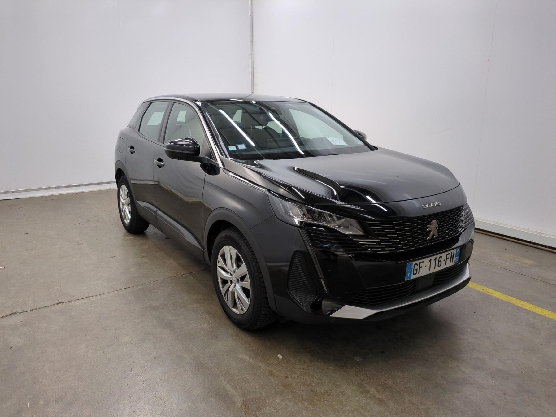 Peugeot 3008 Active Pack - Petrol - Automatic - 130 hp - 87.916 km