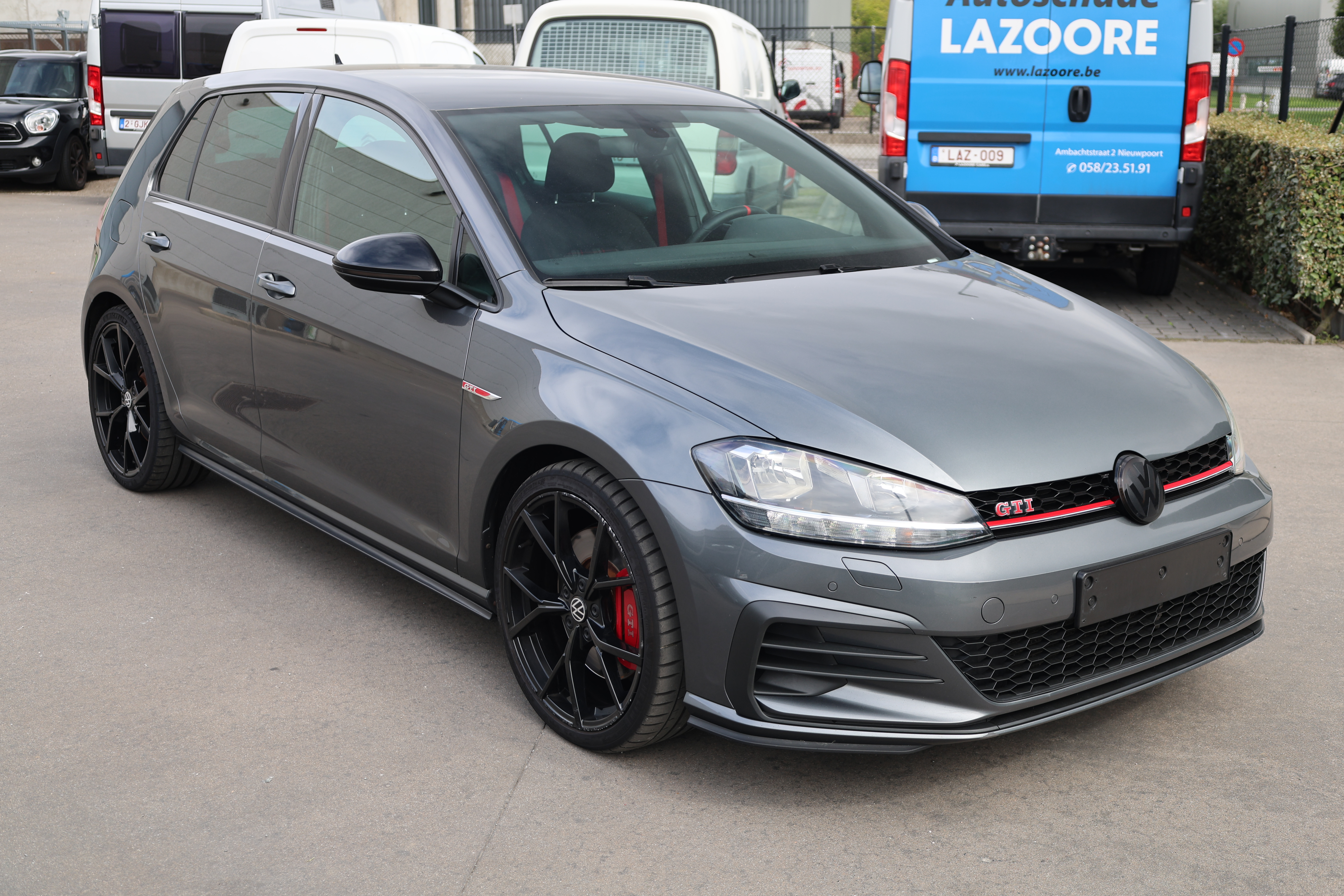 Volkswagen Golf 2.0 TSI - Petrol - Automatic - 245 hp - 125.028 km