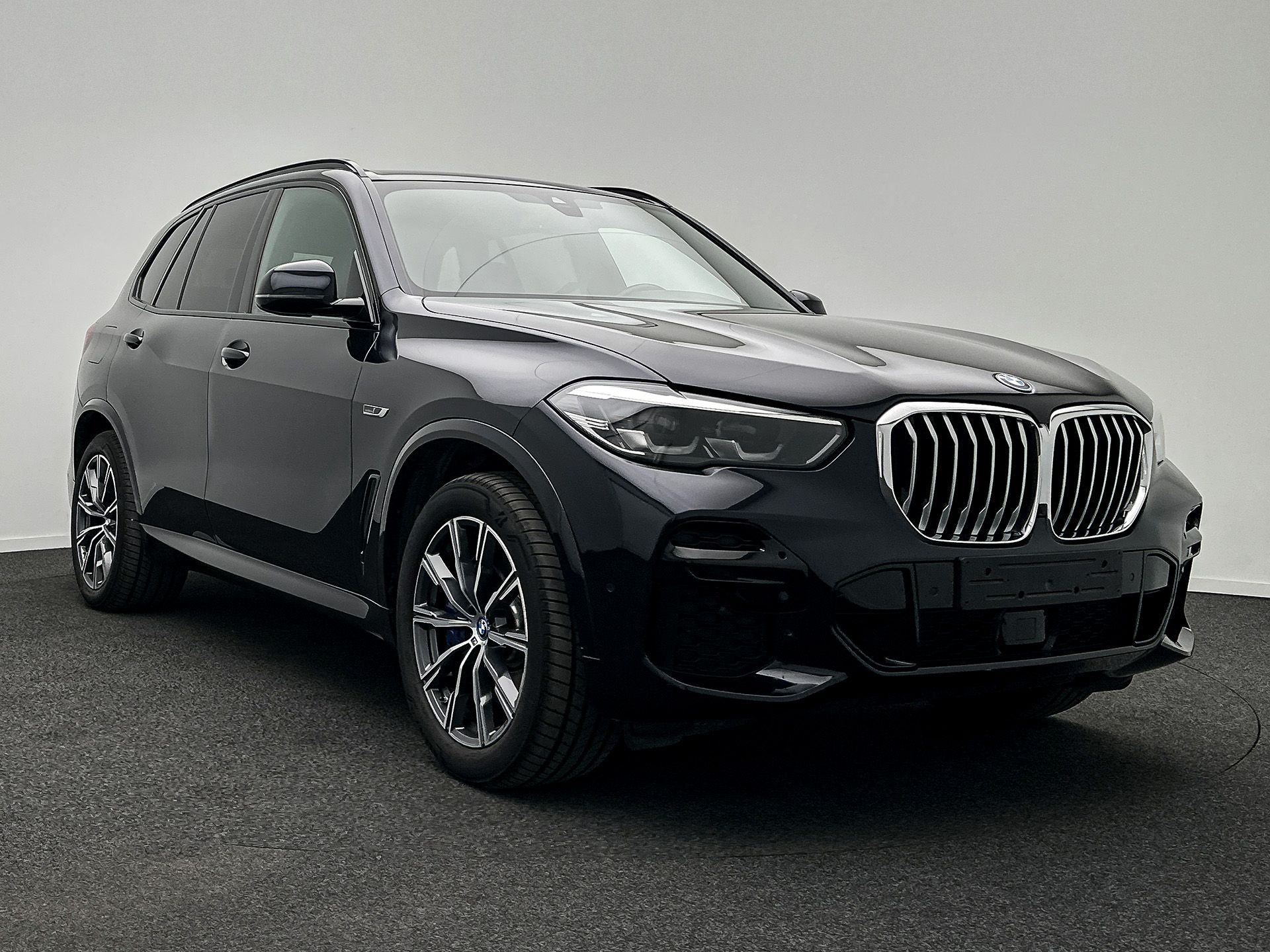 BMW X5 45e M Sport - xDrive - Hybrid - Automatic - 211 hp - 106.222 km