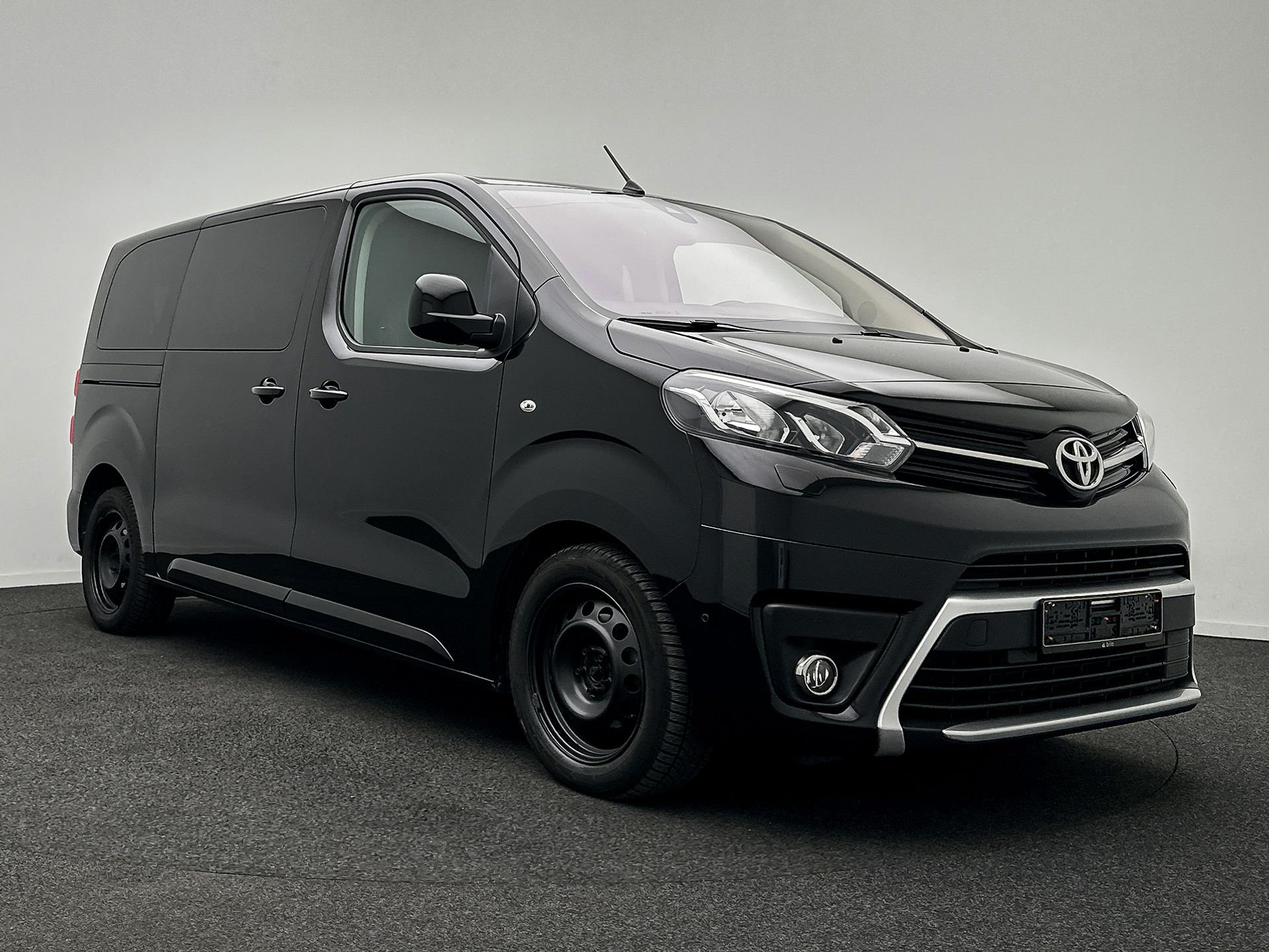 Toyota ProAce Verso 2.0d - Diesel - Automatic - 144 hp - 172.228 km