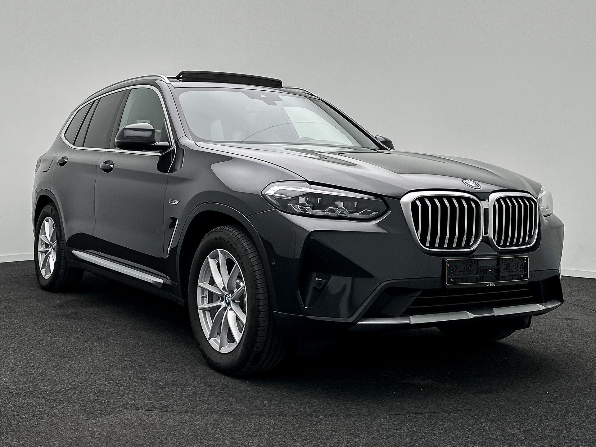BMW X3 30e - xDrive - Hybrid - Automatic - 163 hp - 121.095 km