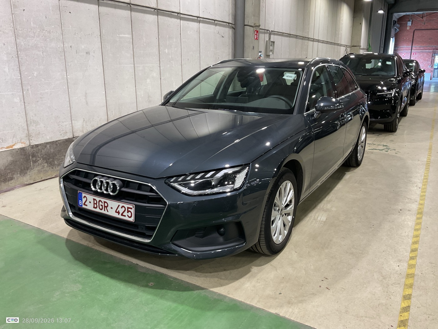 Audi A4 Avant 30 TDI Business