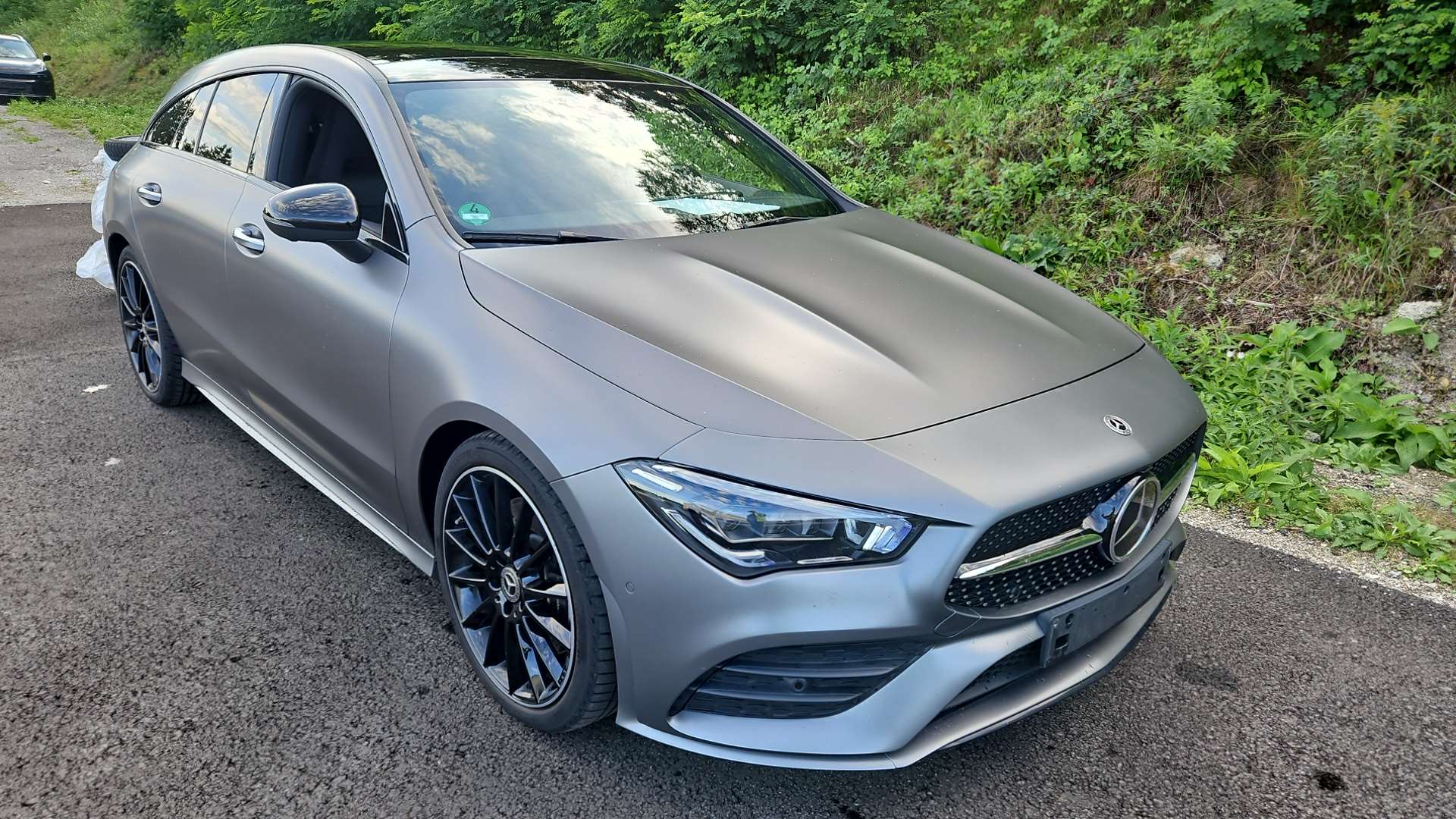 Mercedes-Benz CLA Shooting Brake 220d AMG Line