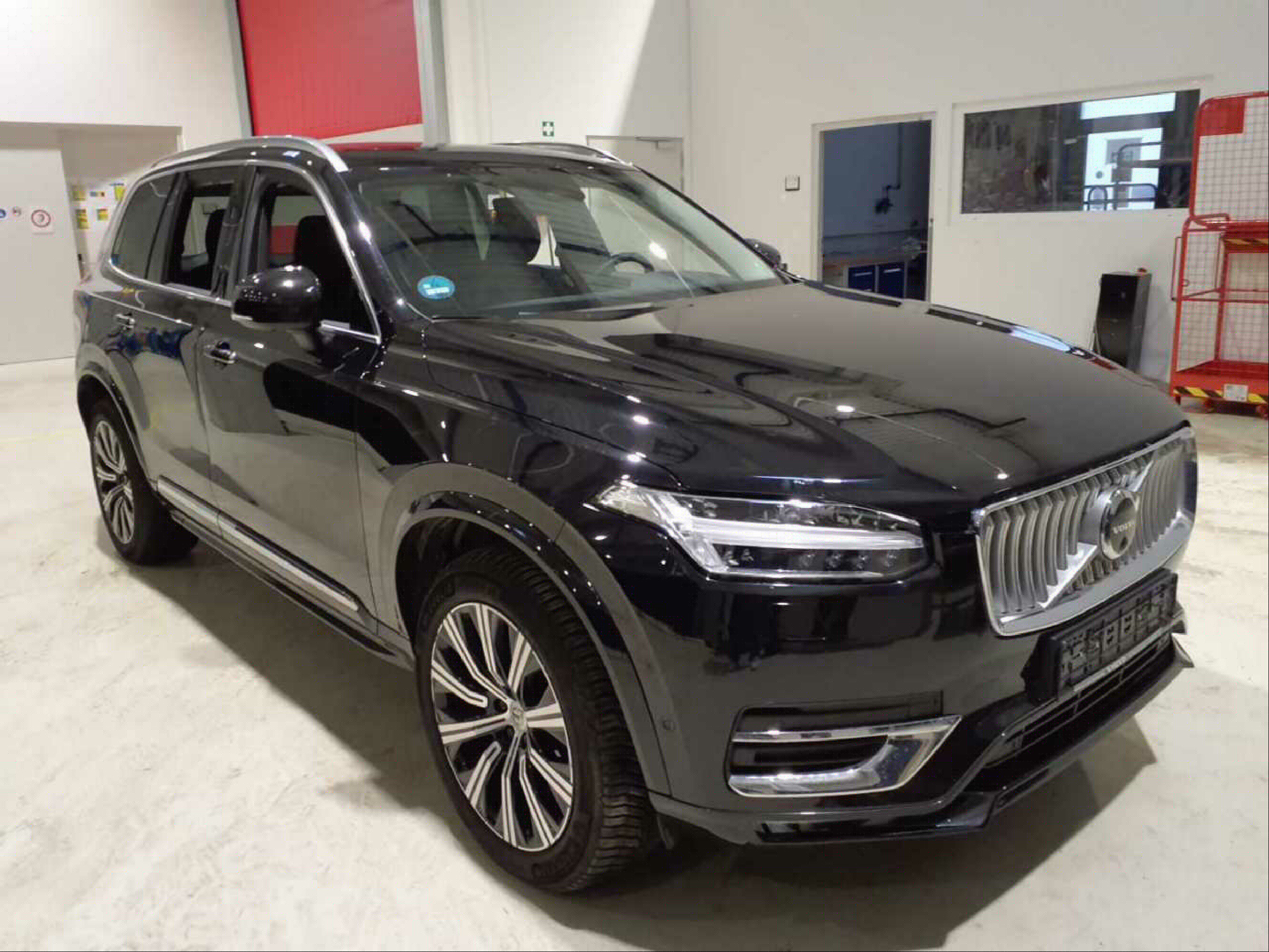 Volvo XC90 B5 Plus Bright - Diesel - Automatic - 235 hp - 53.738 km