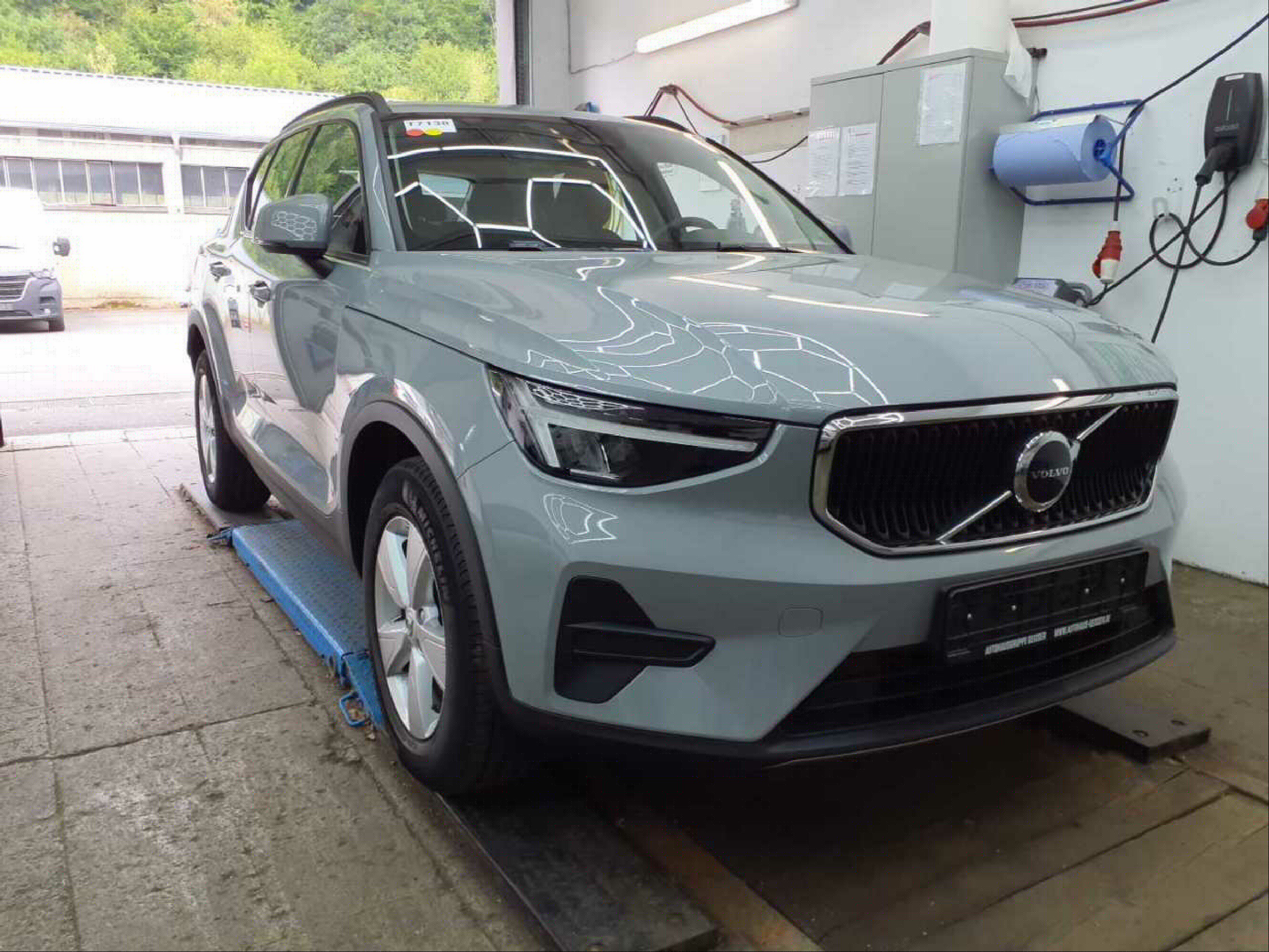 Volvo XC40 B3 Essential - Petrol - Automatic - 163 hp - 52.758 km