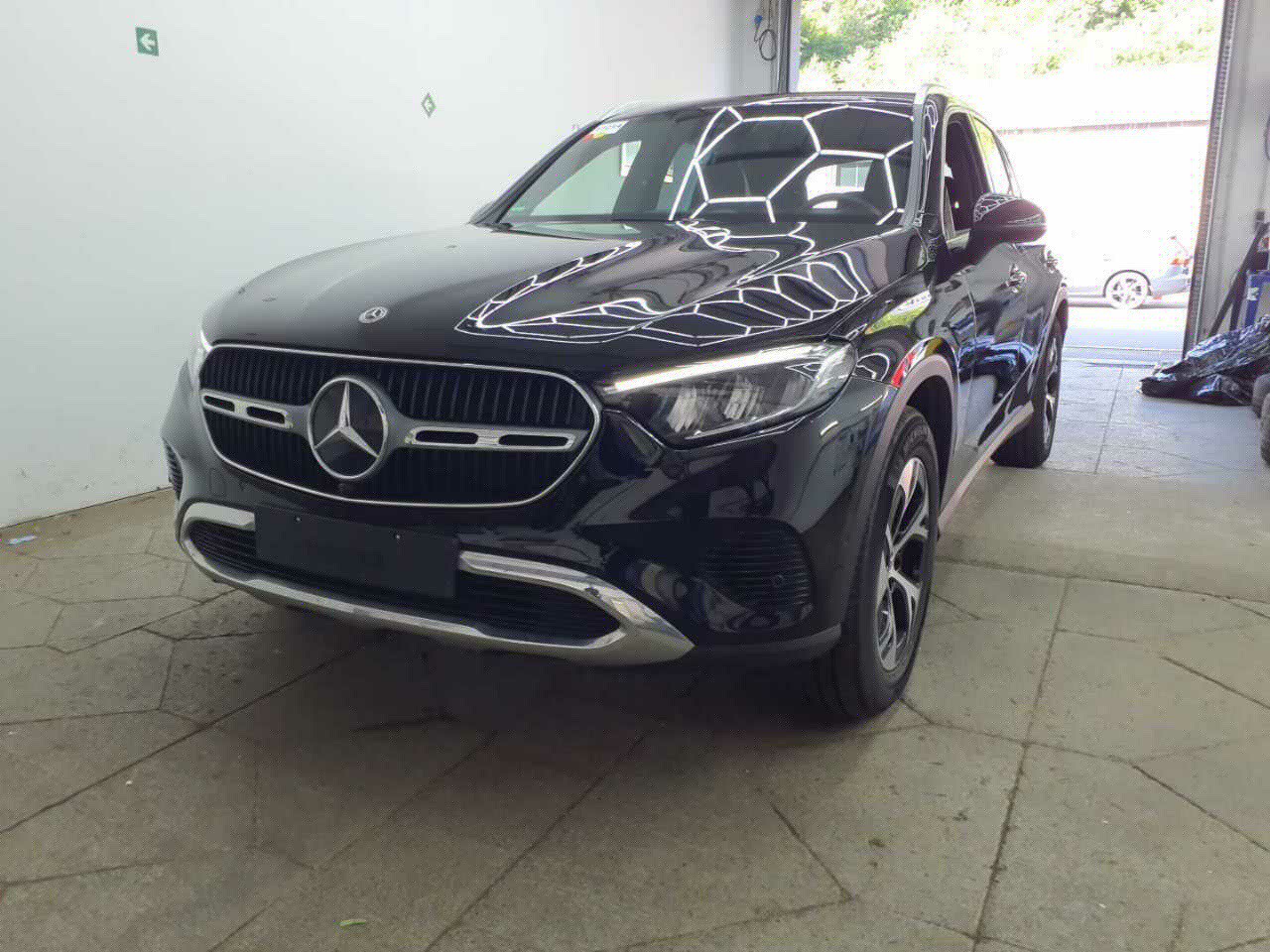 Mercedes-Benz GLC 200 Avantgarde Advanced - 4-Matic - Petrol - Automatic - 204 hp - 91.843 km
