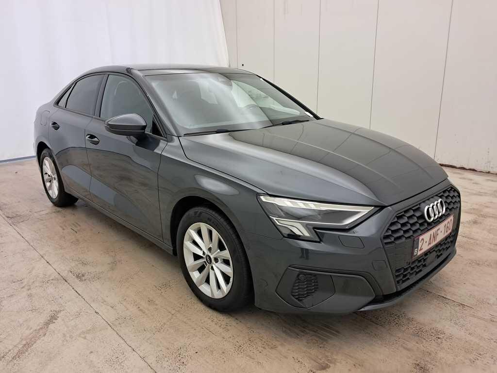 Audi A3 30 TFSI Attraction - Petrol - Automatic - 110 hp - 147.035 km