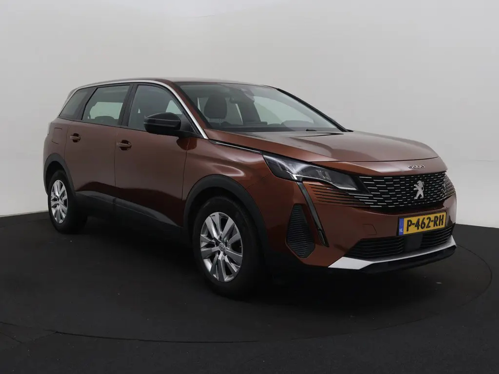 Peugeot 5008 1.2i Active Pack - Petrol - Manual - 131 hp - 170.566 km