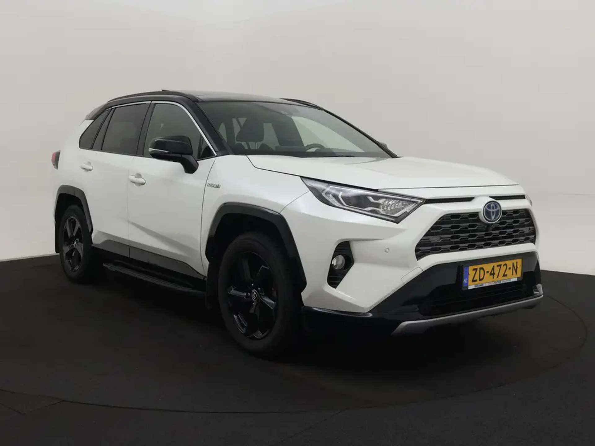 Toyota Rav4 2.5 Bi-tone - AWD - Hybrid - Automatic - 178 hp - 181.726 km