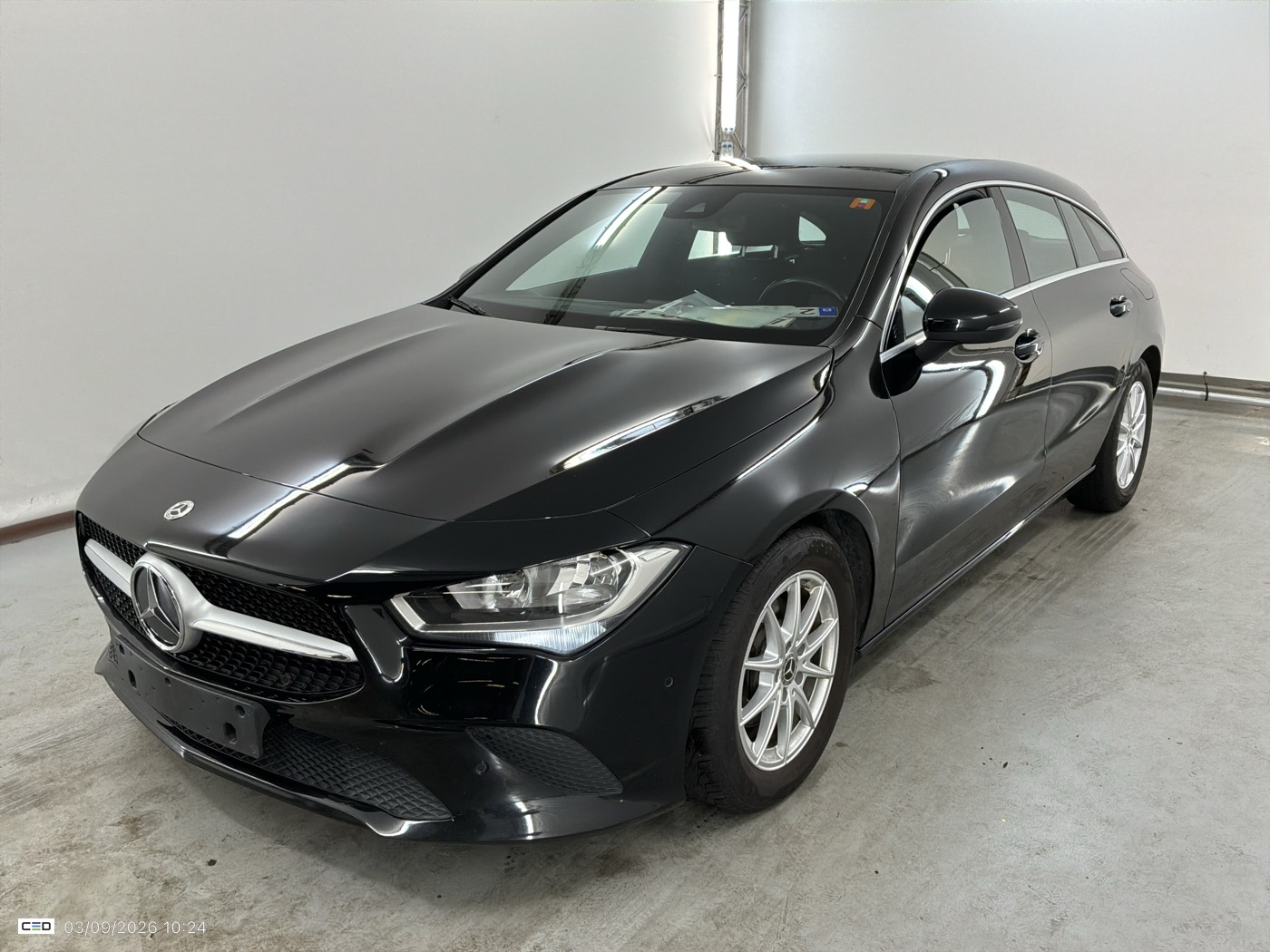 Mercedes-Benz CLA Shooting Brake 180 Business Solution