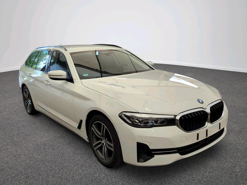 BMW 5 Series Touring 520d