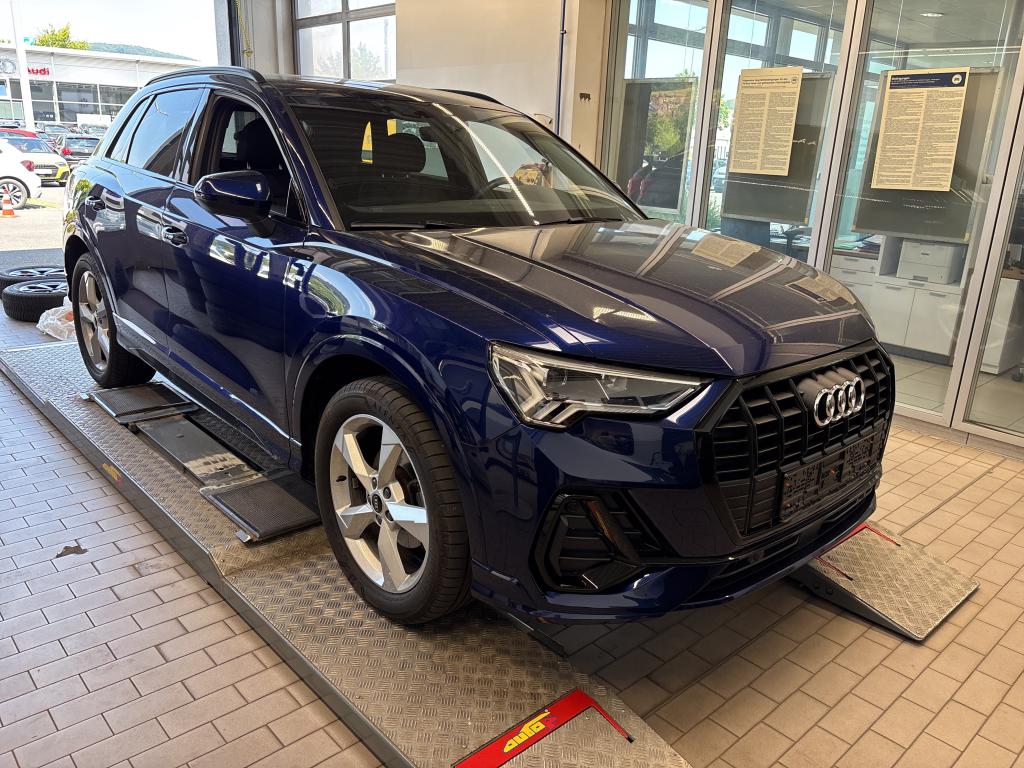 Audi Q3 35 TDI S Line