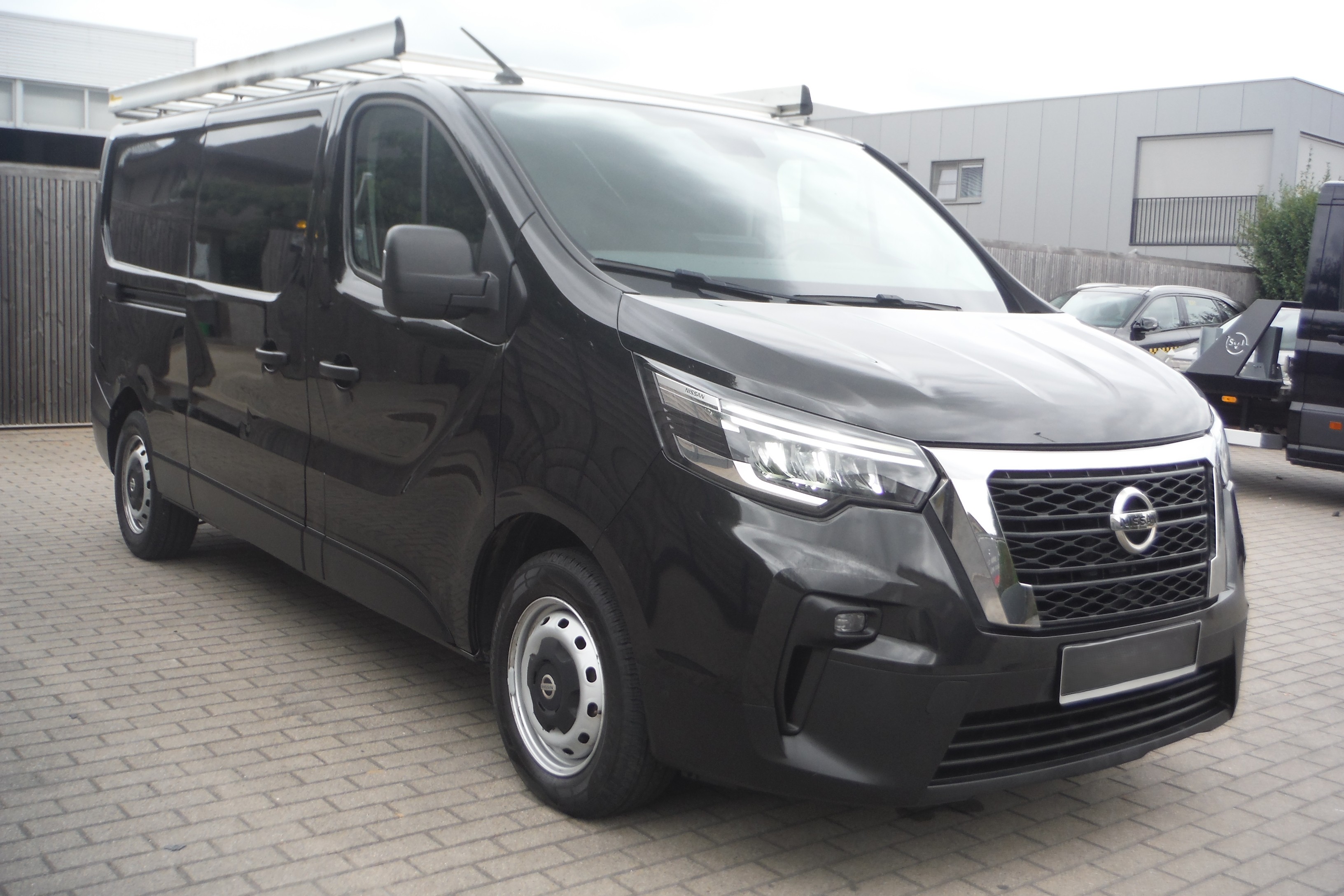 Nissan Primastar L2H1 2.0 DCI