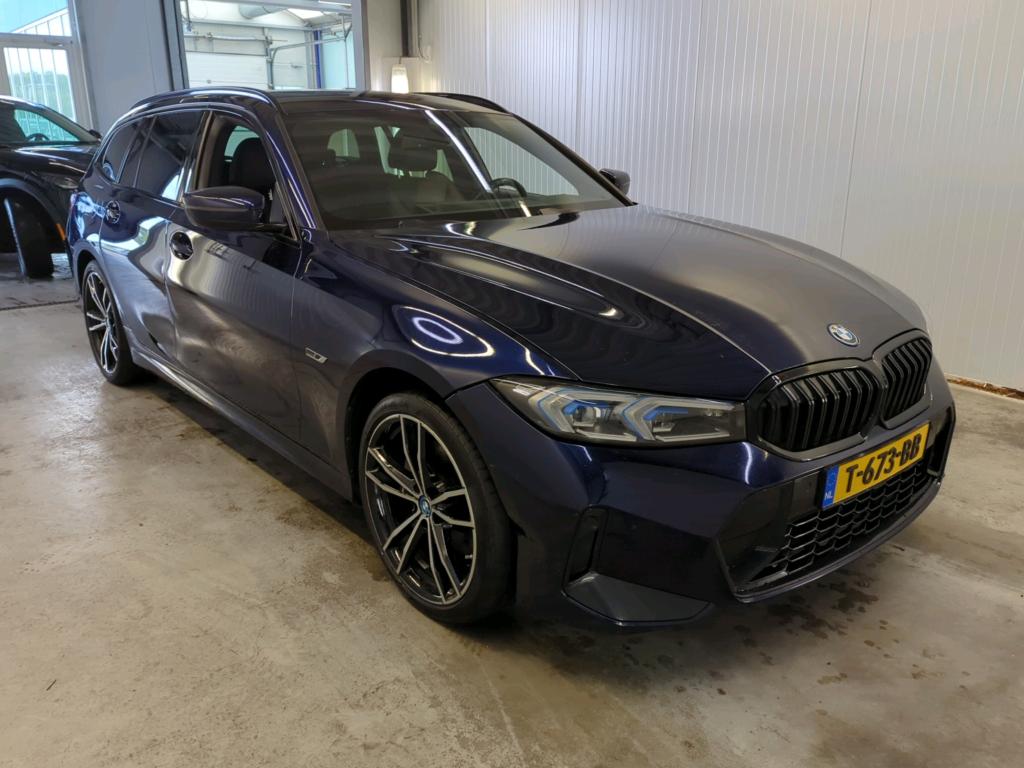 BMW 3 Series Touring 330e M Sport