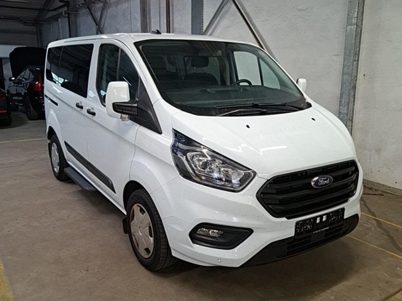 Ford Tourneo Custom L1H1 2.0 Tdci Trend