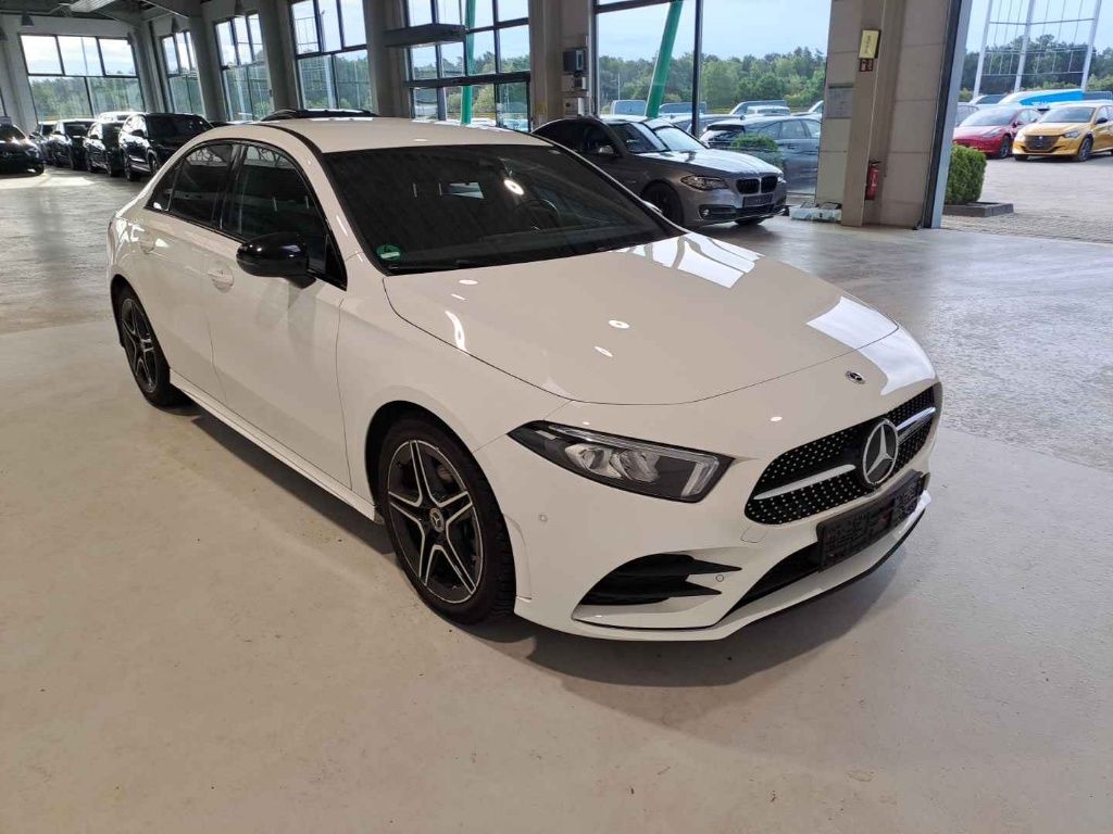 Mercedes-Benz A 200 AMG Line