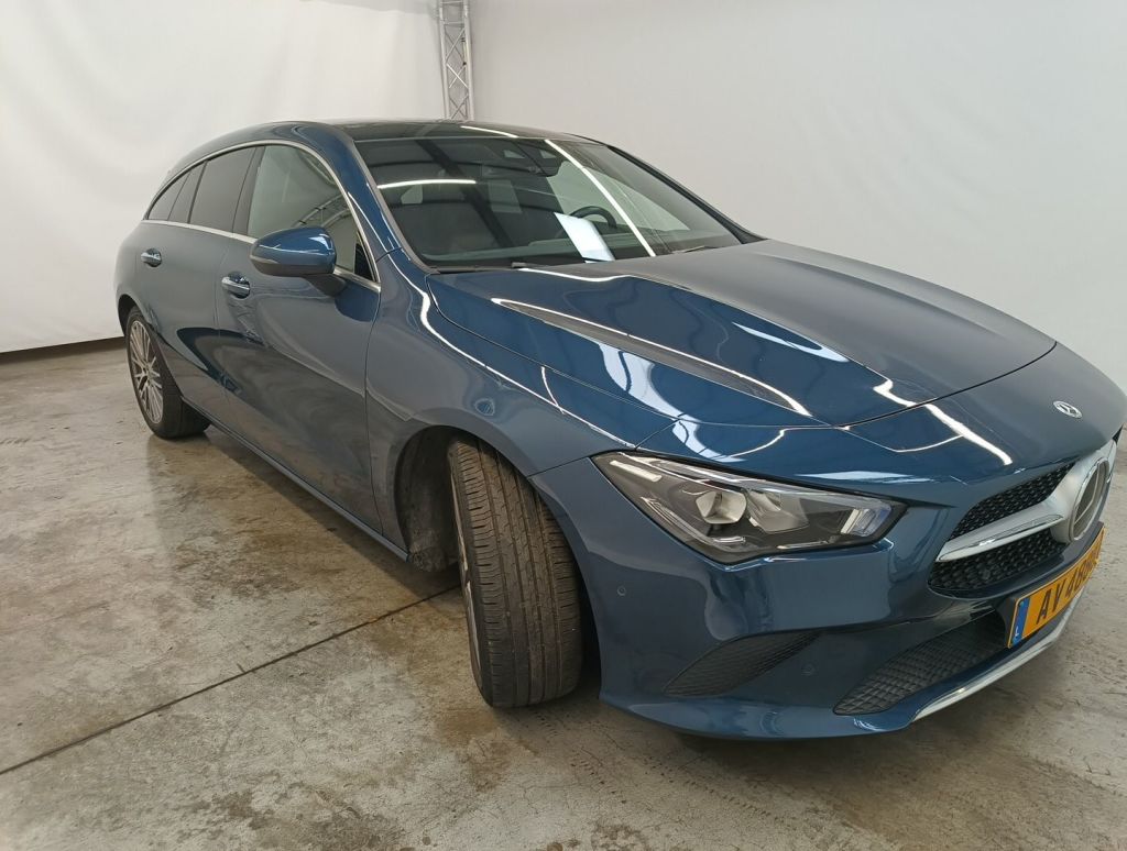 Mercedes-Benz CLA Shooting Brake 200d