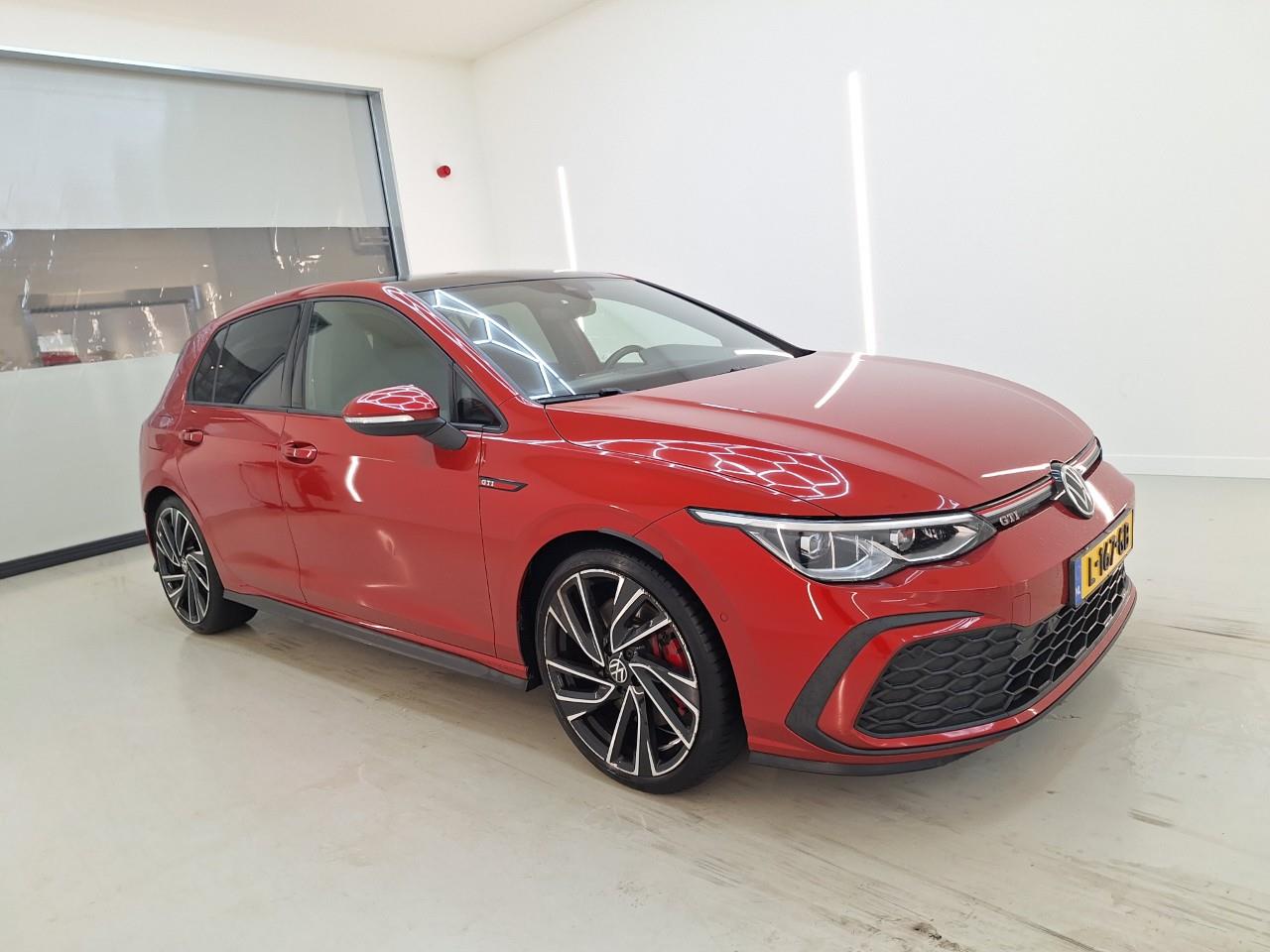 Volkswagen Golf GTI 2.0 TSI