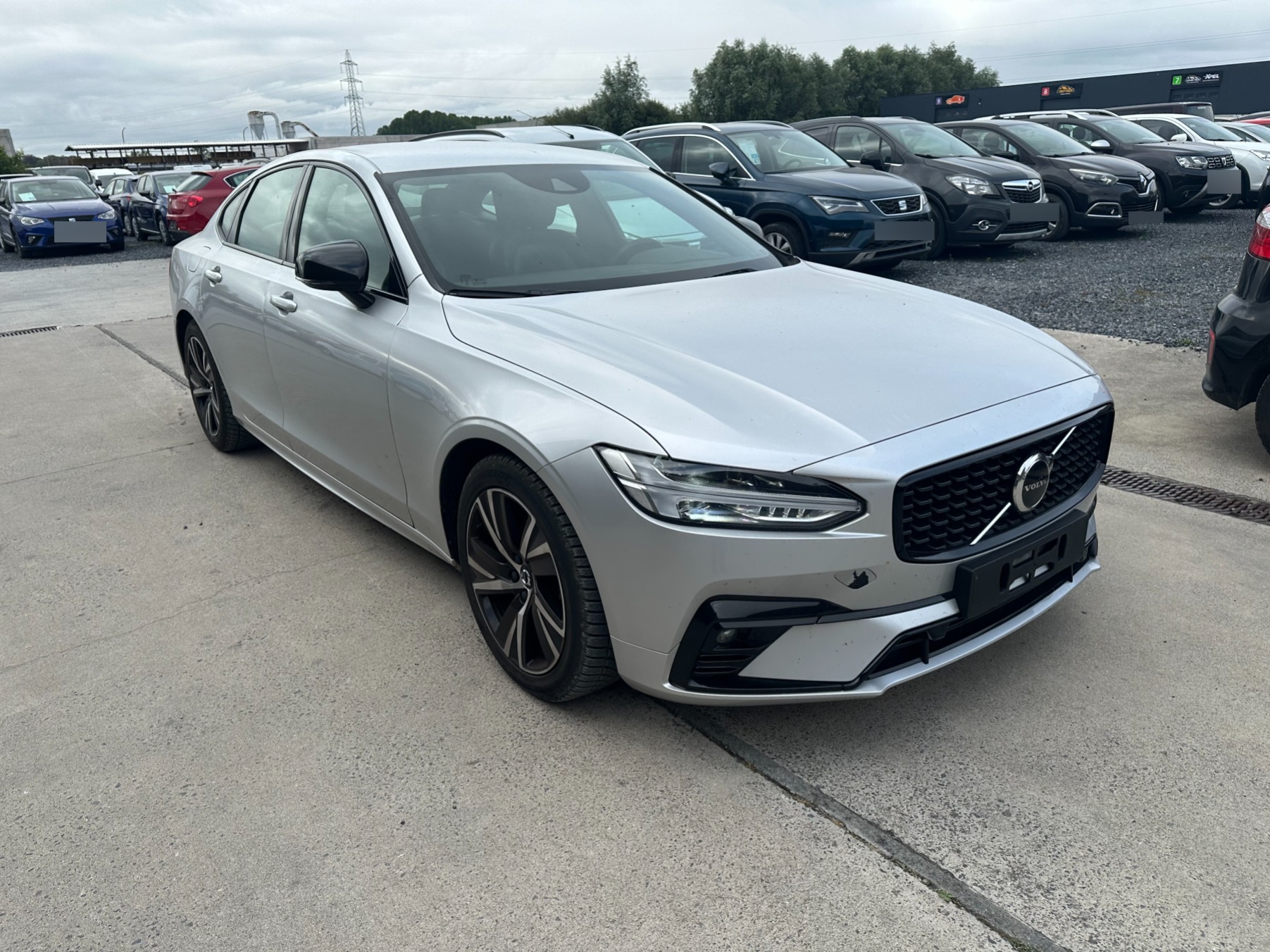 Volvo S90 D3