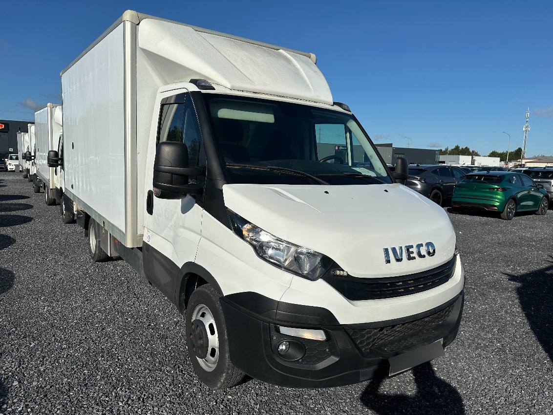 Iveco Daily box 2.3