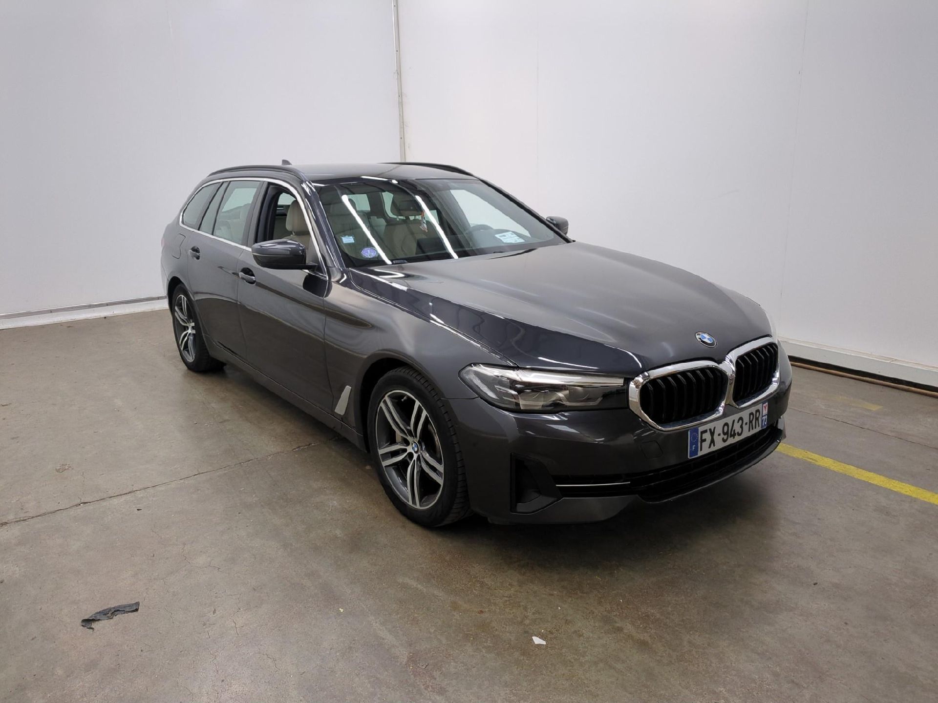 BMW 5 Series Touring 530e Business