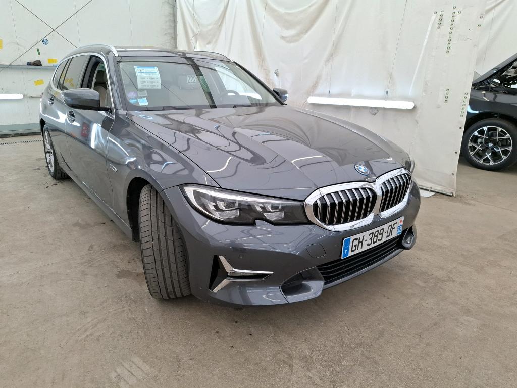 BMW 3 Series Touring 320e Luxury