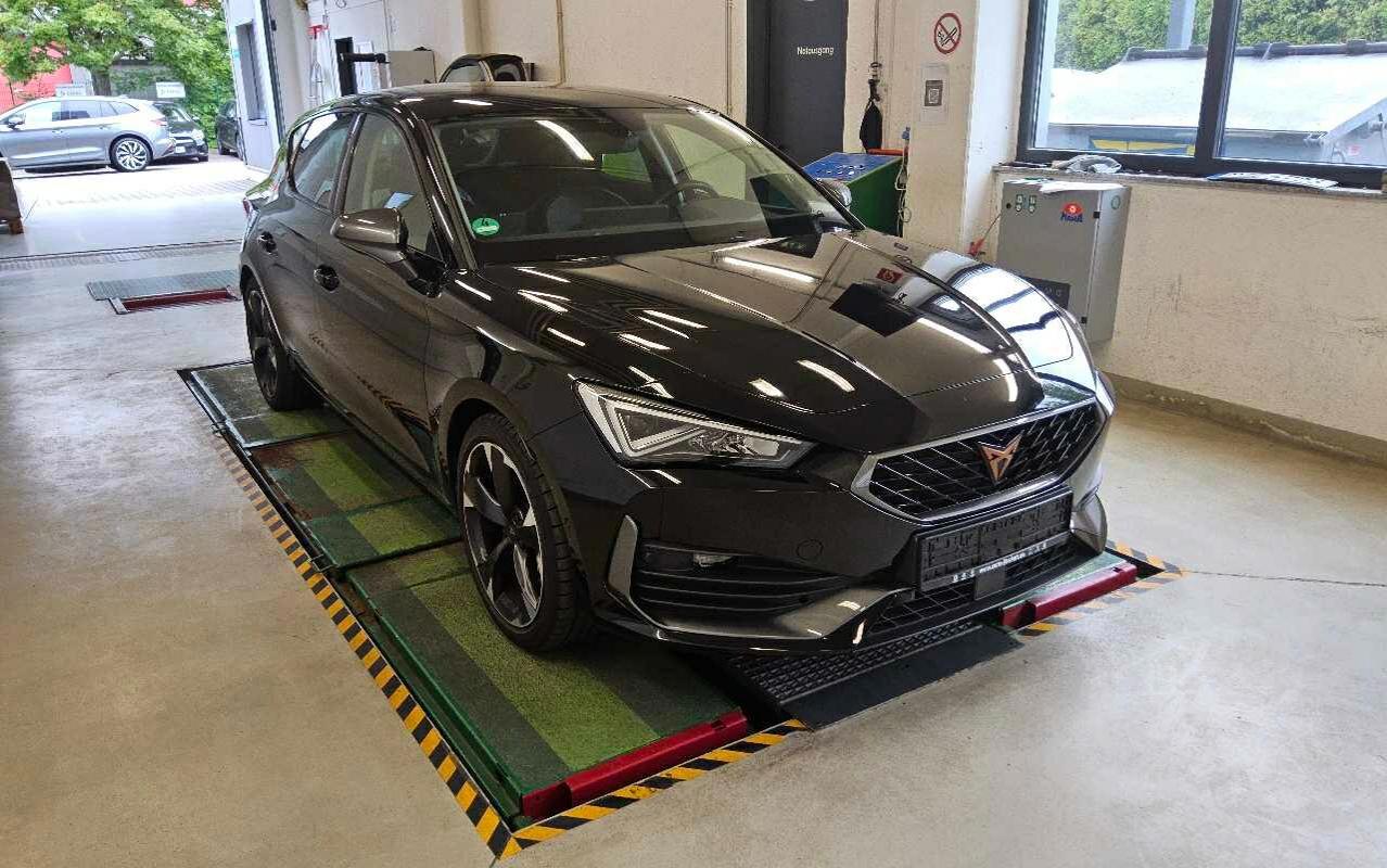 Cupra Leon 2.0 TSI