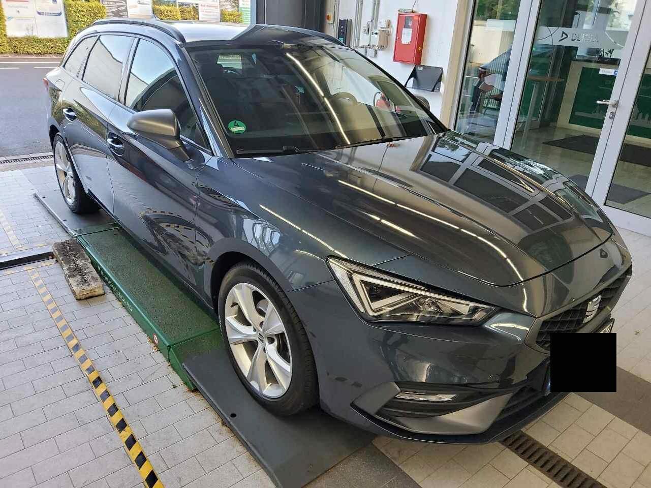 Seat Leon Sportstourer 1.5 eTSI FR