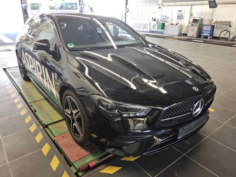 Mercedes-Benz CLA Shooting Brake 180 AMG Line