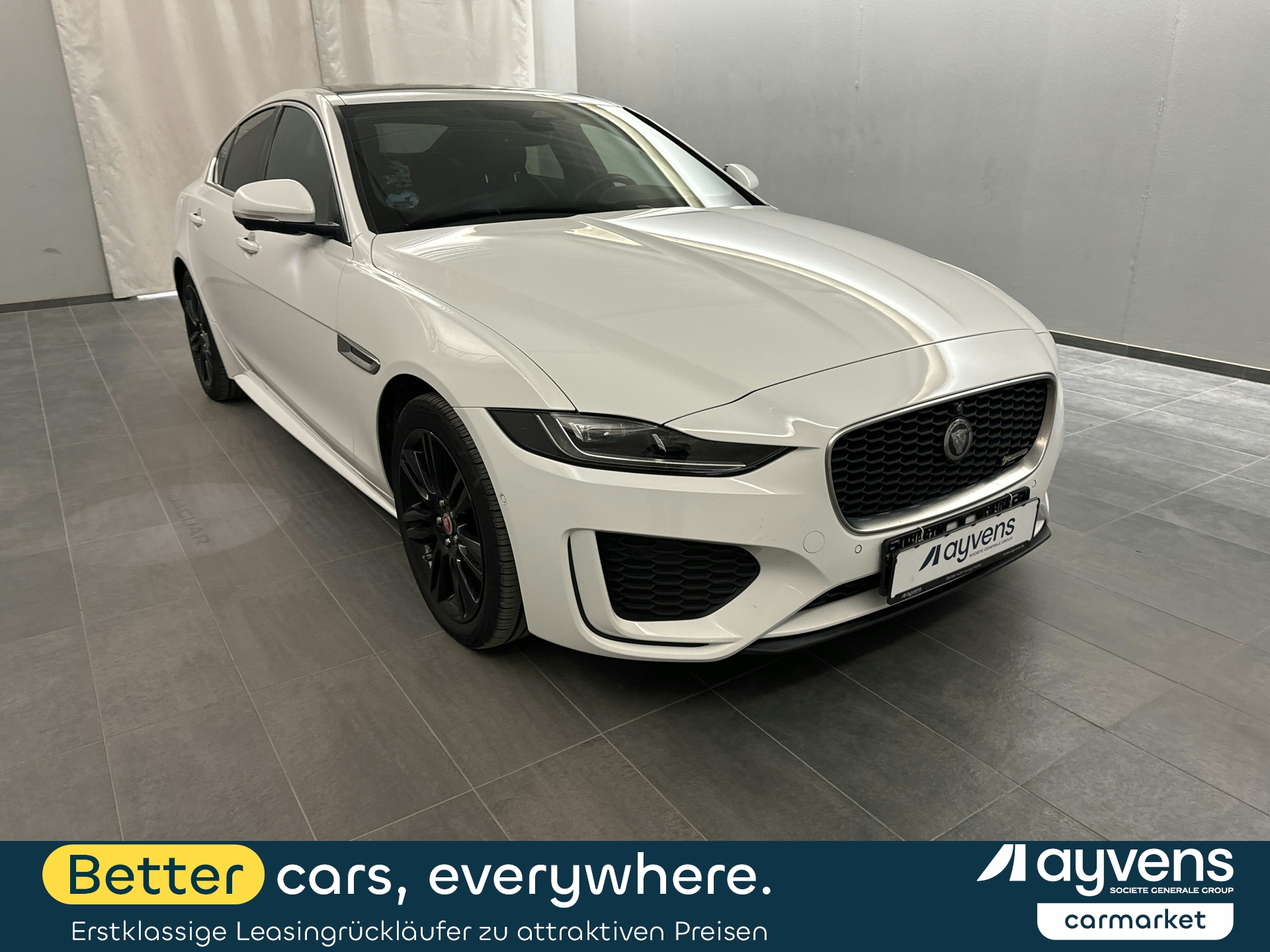 Jaguar XE R-Dynamic S