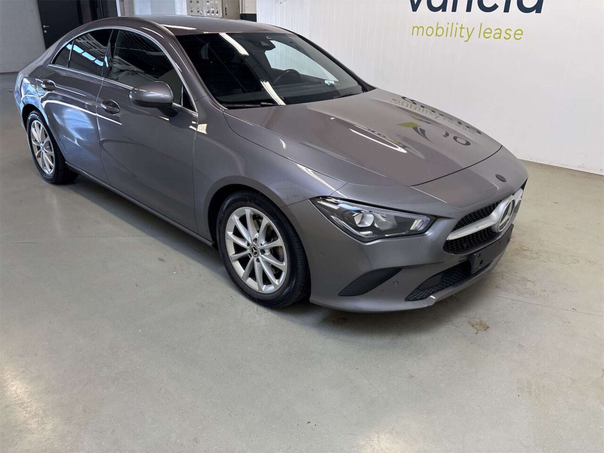Mercedes-Benz CLA 180d