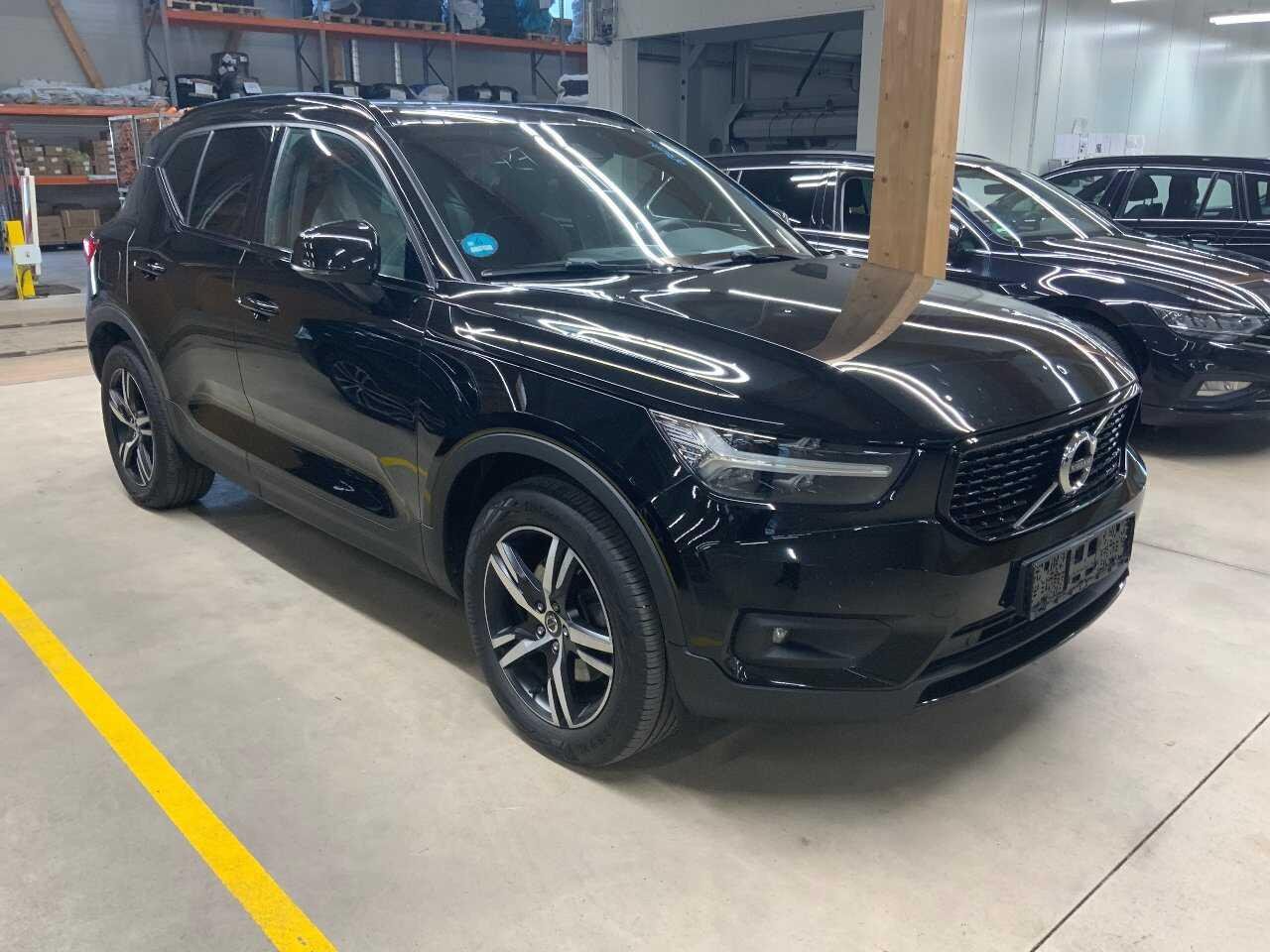 Volvo XC40 B5 R-Design