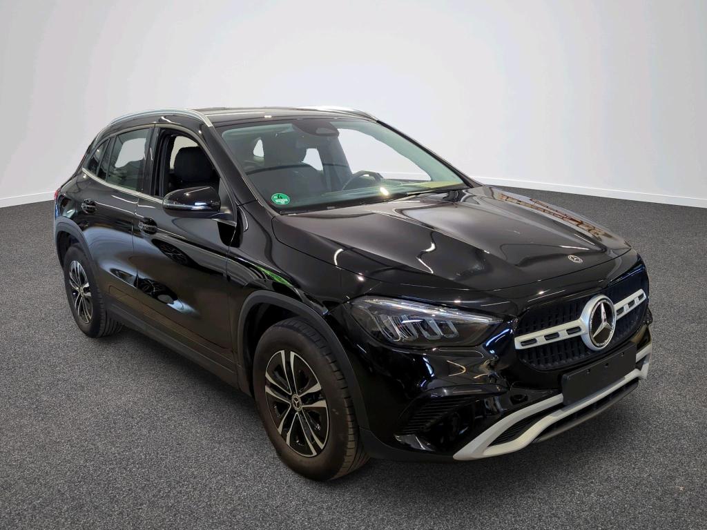 Mercedes-Benz GLA 180