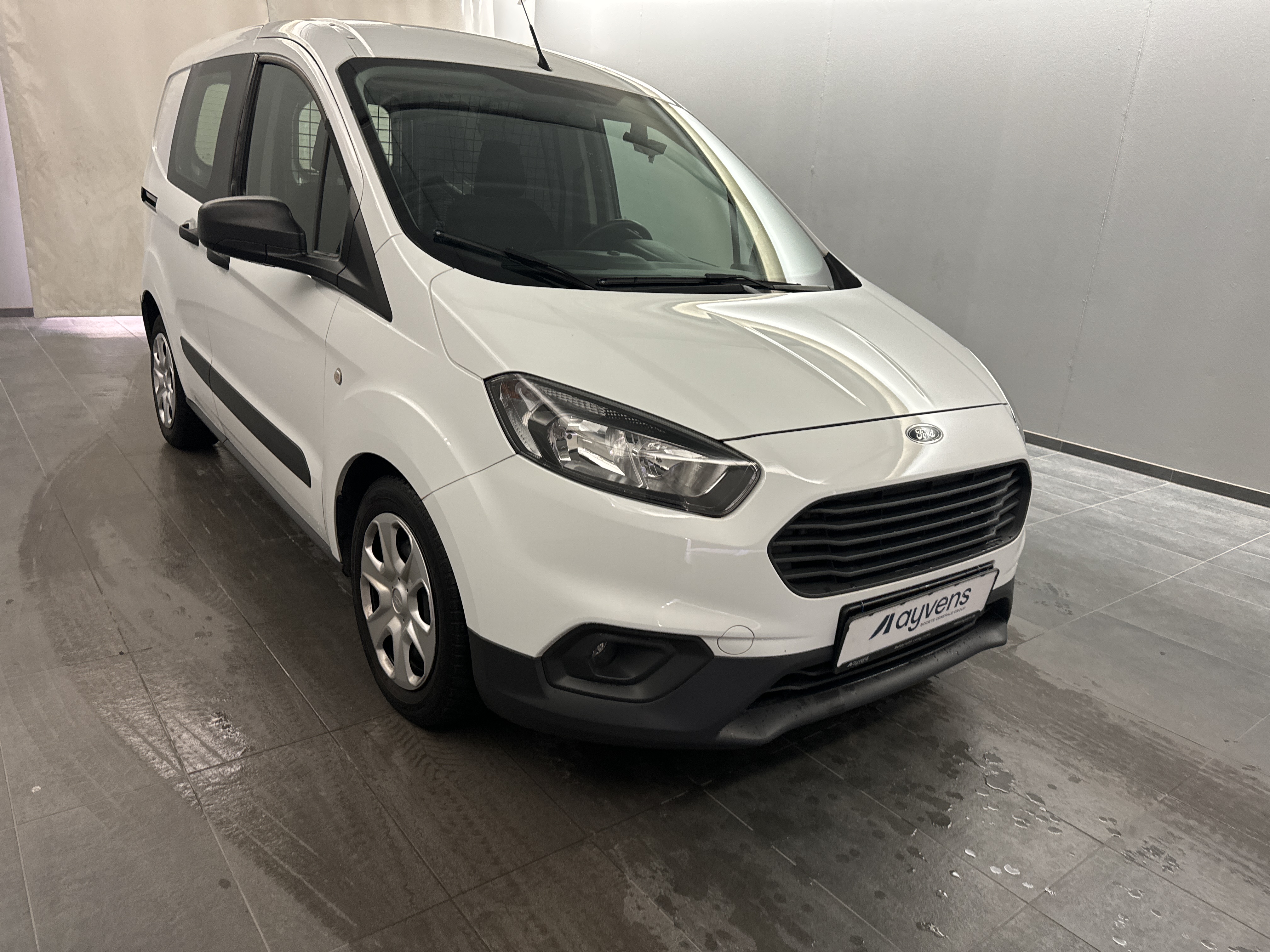 Ford Transit Courier 1.0