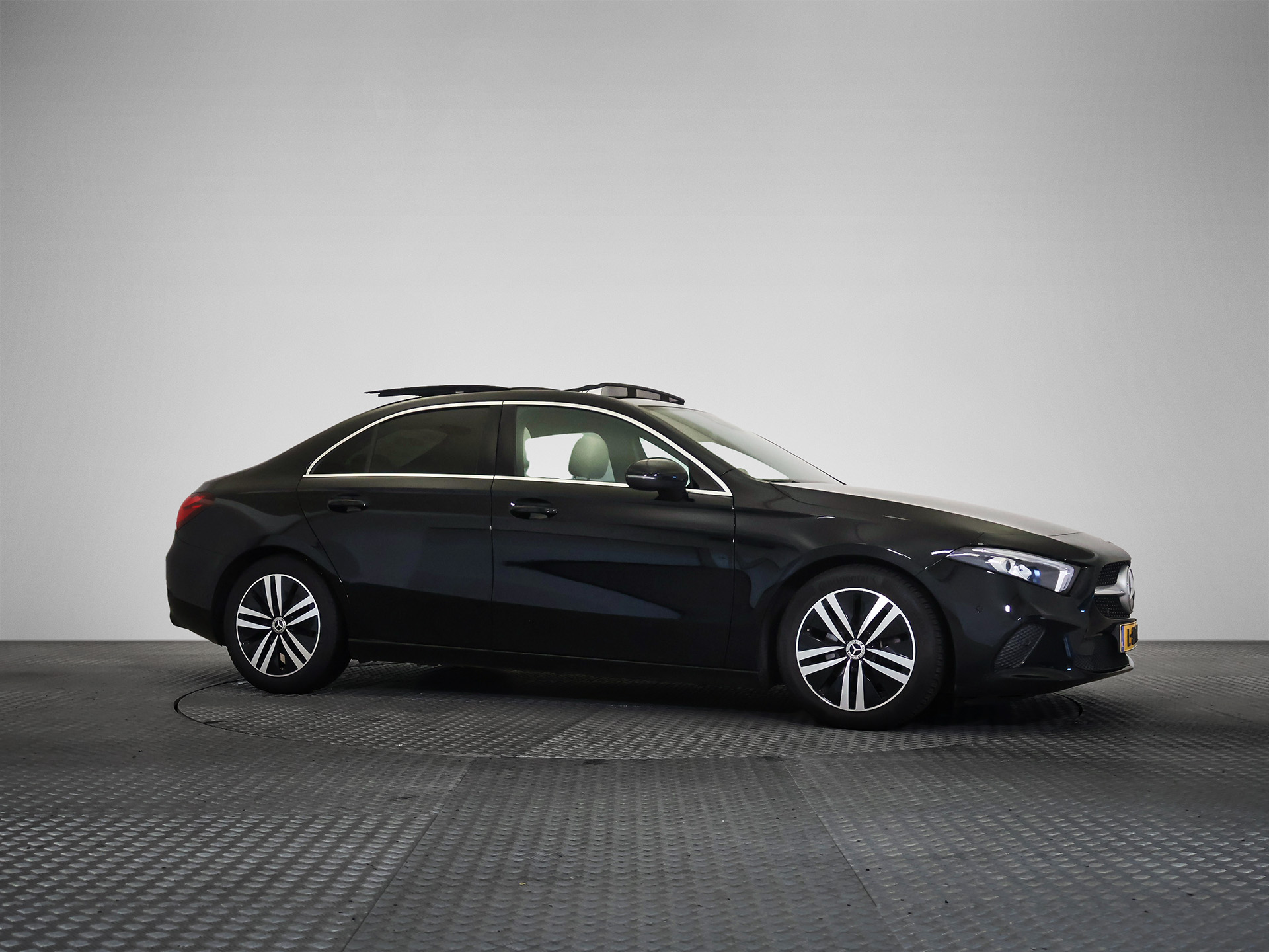 Mercedes-Benz A 180 Business Solution