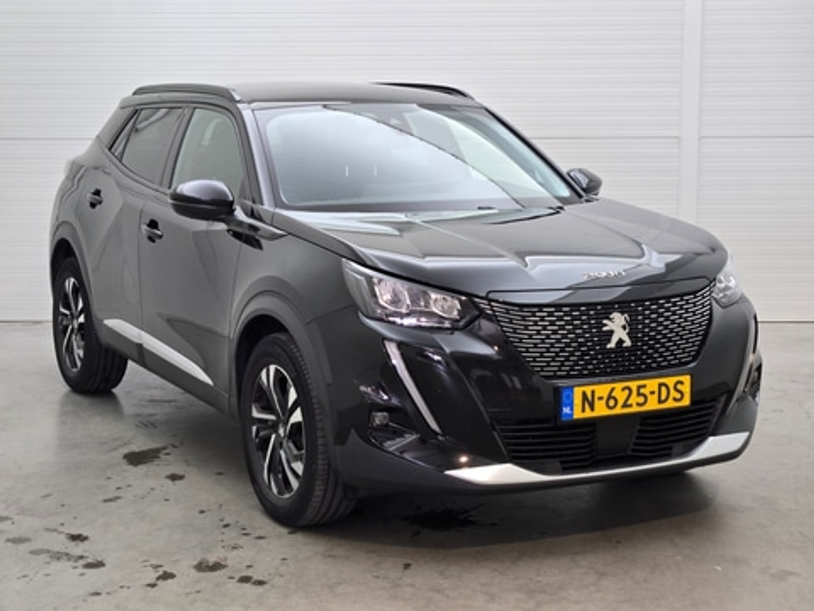 Peugeot 2008 1.2i Allure Pack
