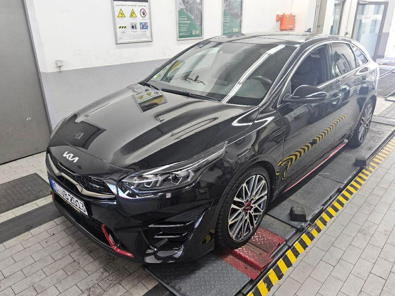 Kia ProCeed 1.6 T-GDI GT