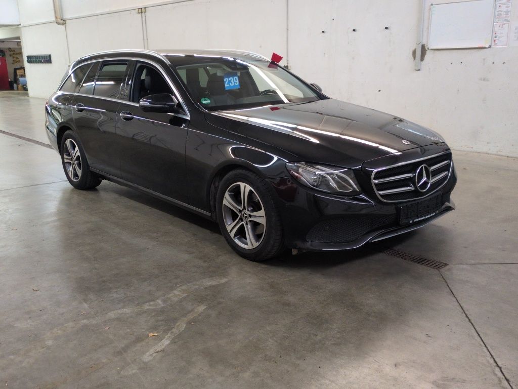 Mercedes-Benz E Break 220 Avantgarde