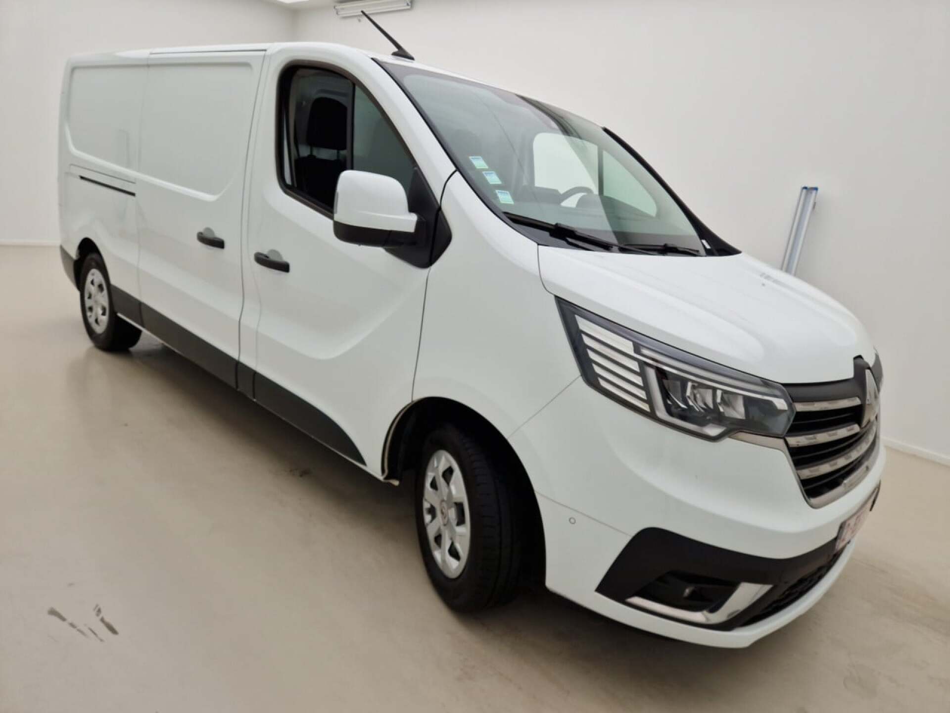Renault Trafic L2H1 2.0 DCI Grand Comfort