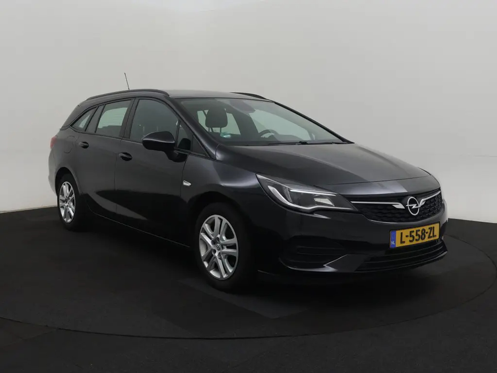 Opel Astra Sports Tourer 1.2 Edition