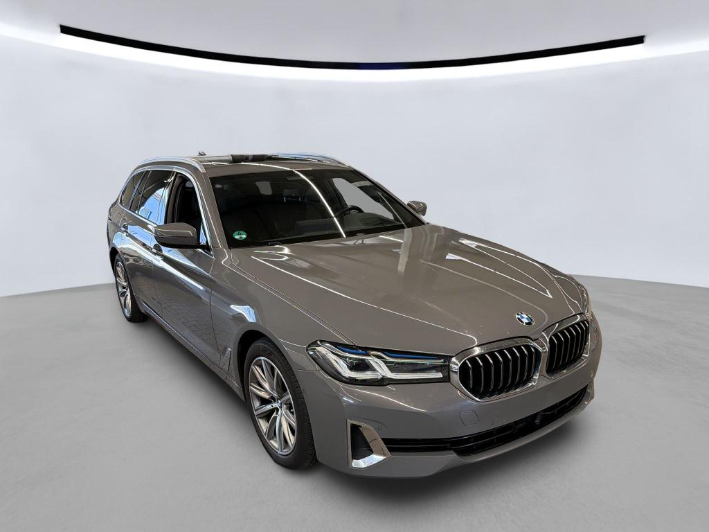 BMW 5 Series Touring 520d