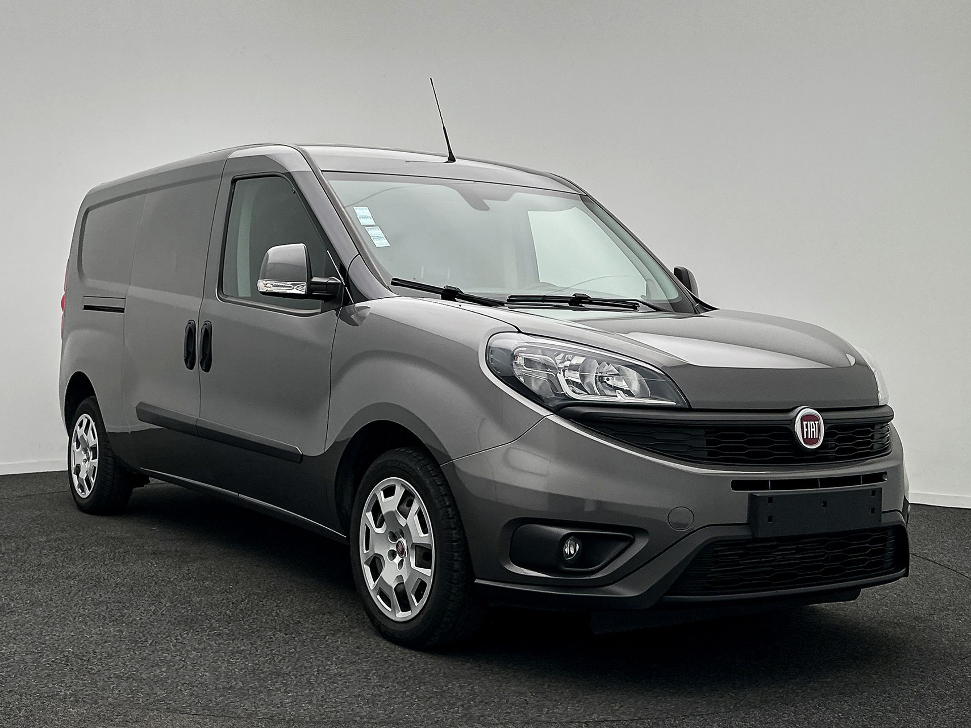 Fiat Doblo Cargo 1.4 T-Jet SX