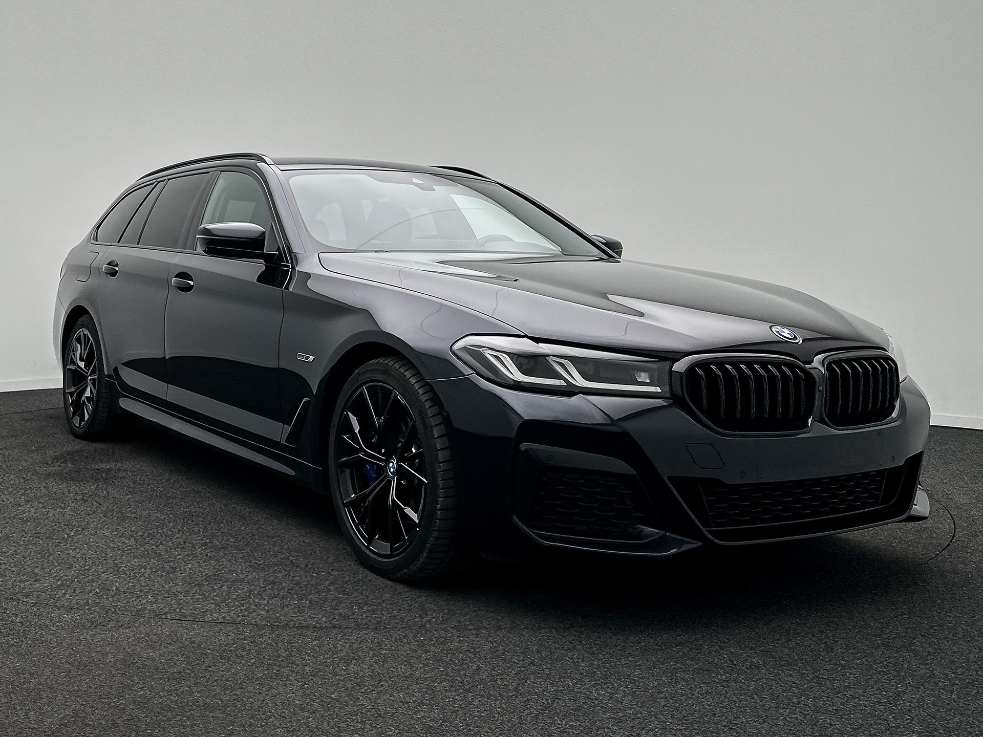 BMW 5 Series Touring 530e M Sport